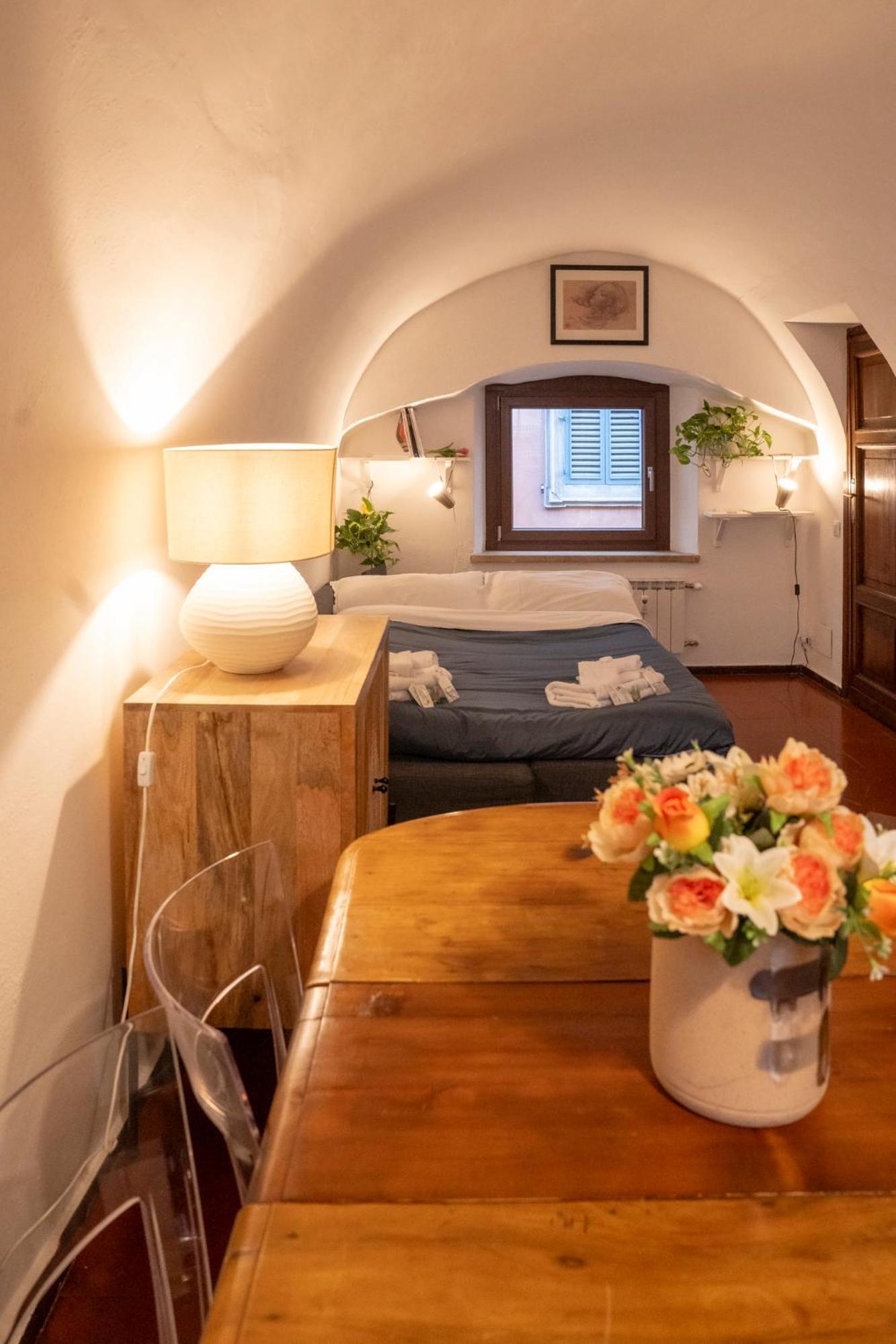 Arco Del Calidarium - Pantheon Apartment Roma Ngoại thất bức ảnh